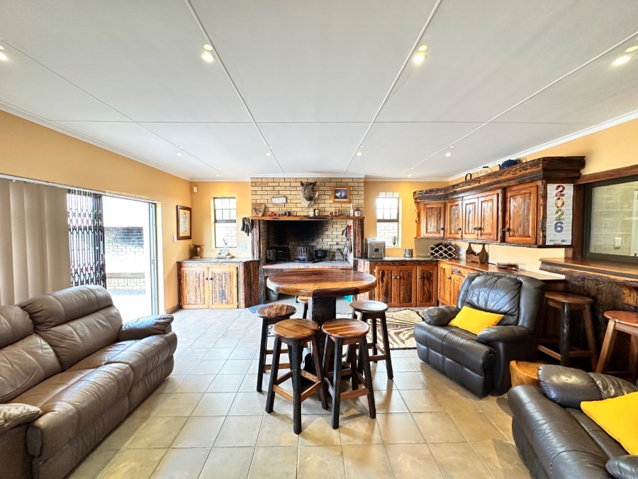 4 Bedroom Property for Sale in Diaz Beach Western Cape